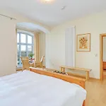2 Bedroom Amazing In Krakow Am