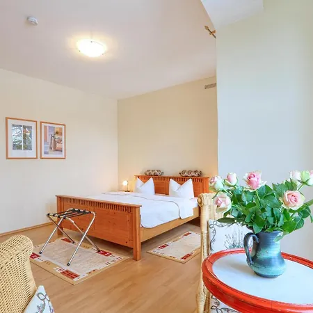 Appartement In Krakow Am With Kitchen *