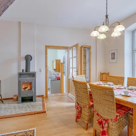 2 Bedroom Amazing In Krakow Am Krakow am See